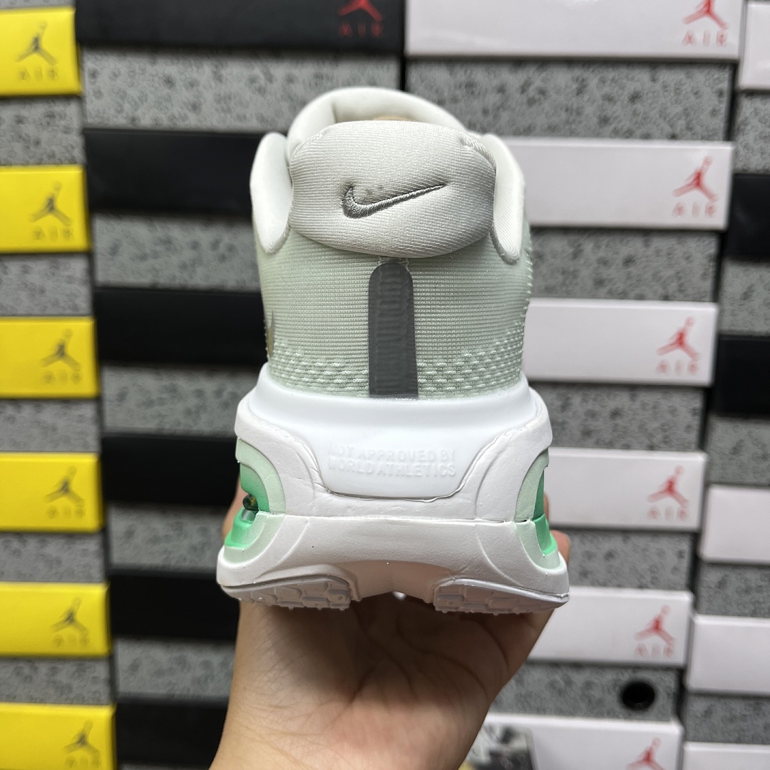 Nike Vomero Premium Barely (Green) - Image 4