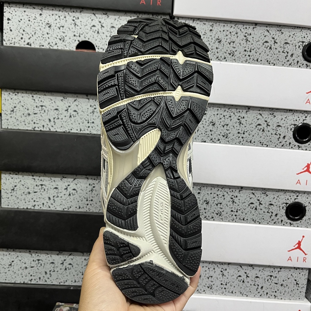 ASICS Gel-Kahana 8 1011B109-031 (Black Grey) - Image 4
