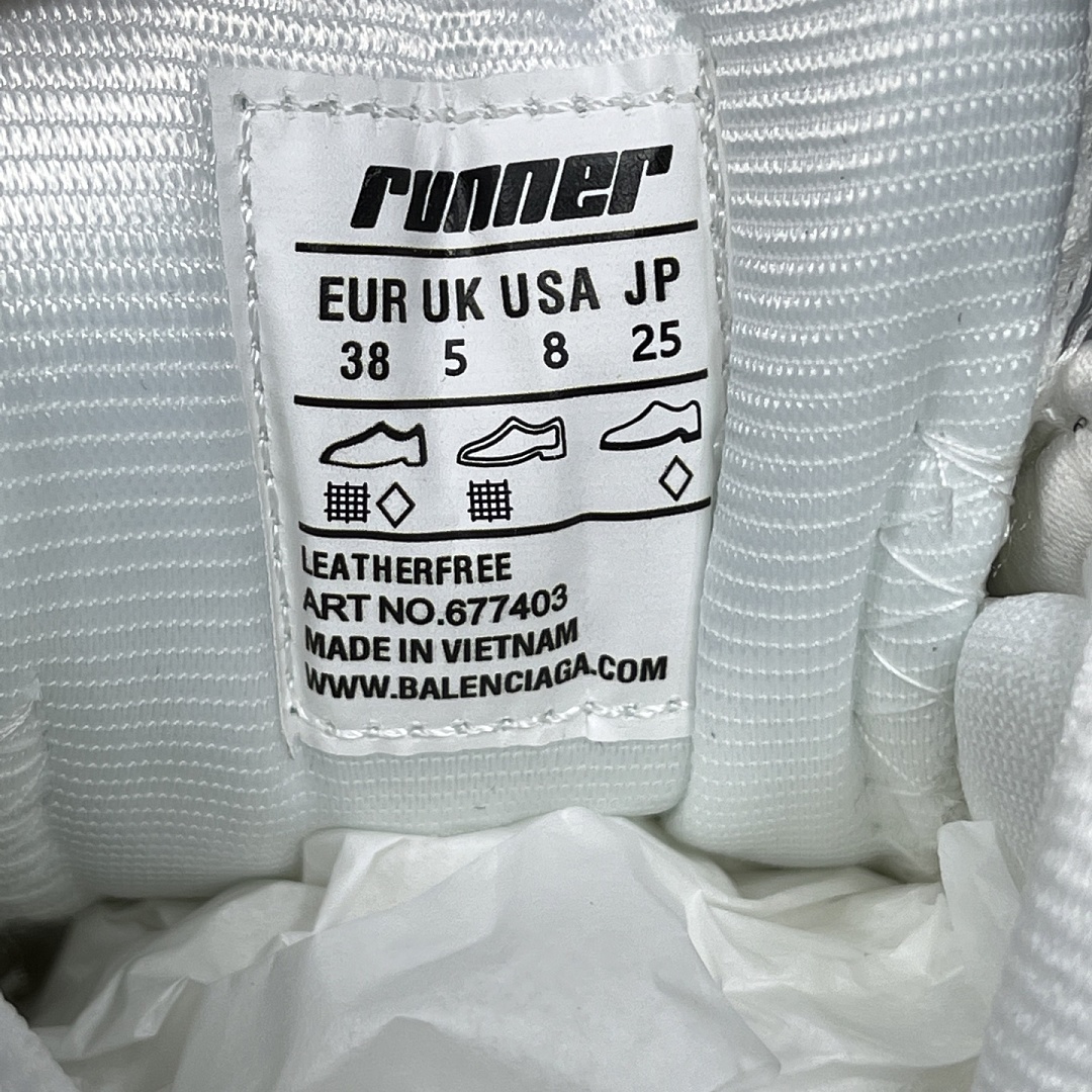 Balenciaga Runner LED 7.0 (Triple White) - Image 7