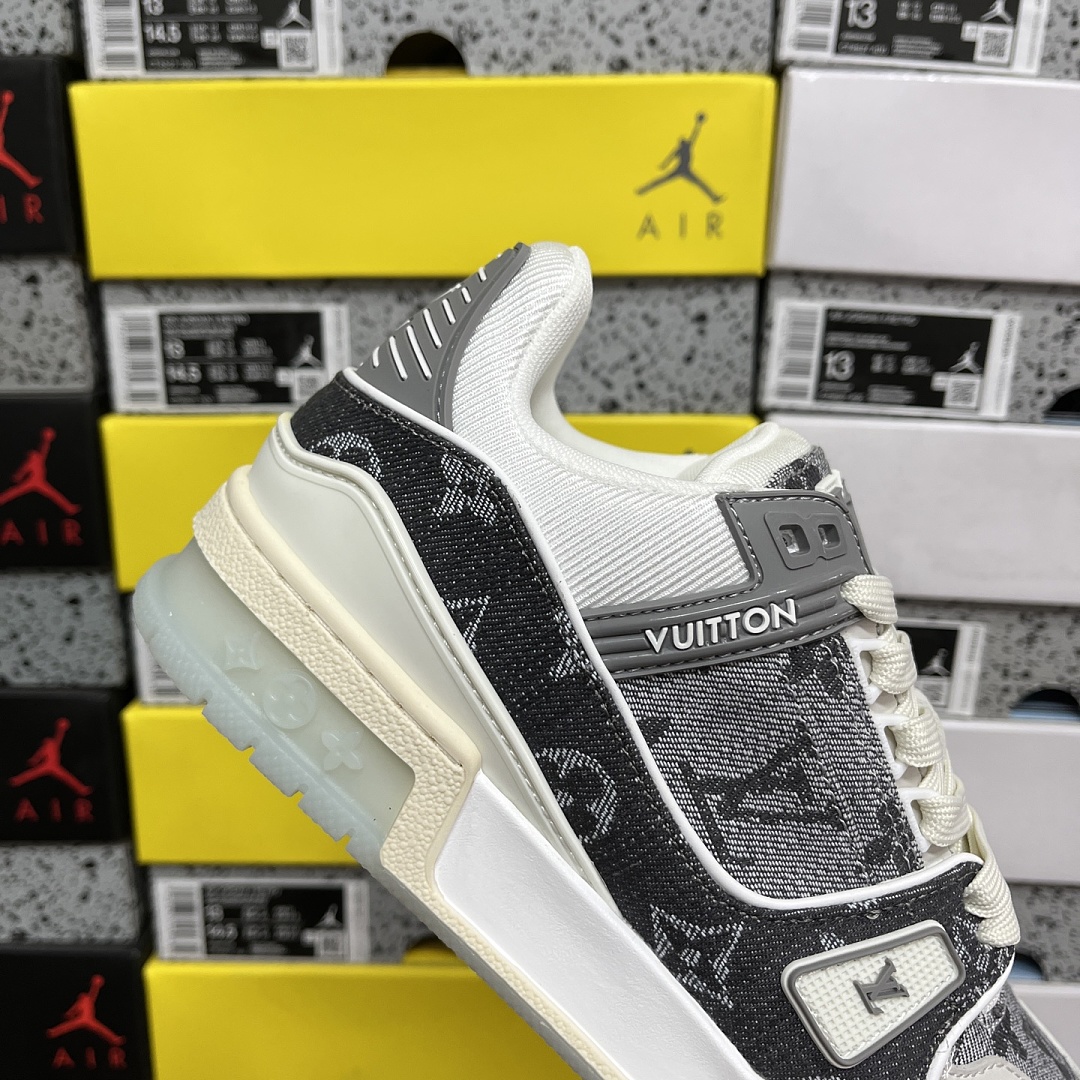 Louis Vuitton Trainer 1-10 - Image 3