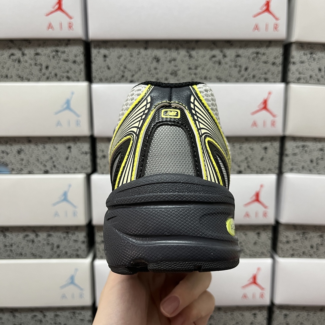 New Balance 740V2 Sea Salt Phantom - Image 4