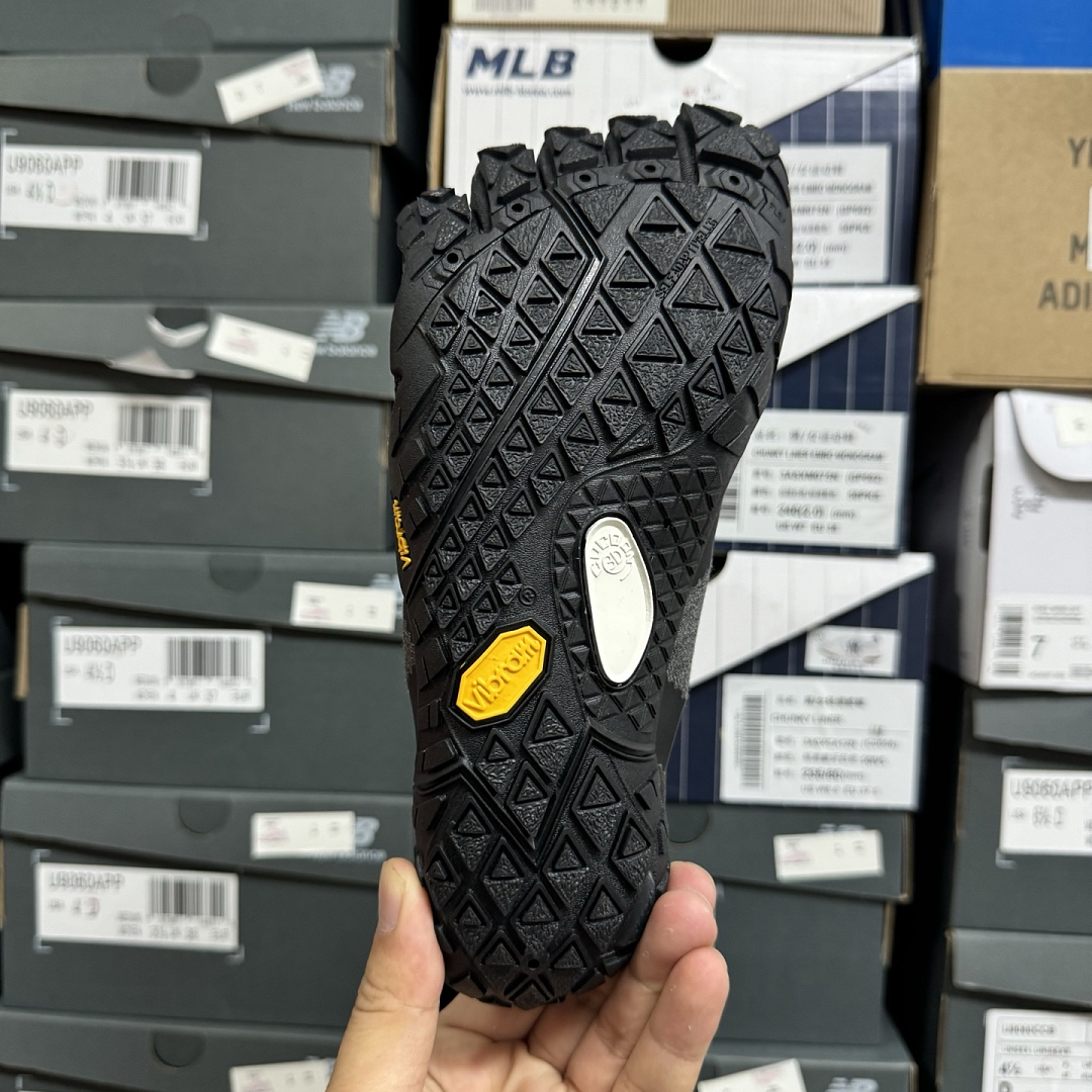 Suicoke Finger Chukka Boot - Image 3