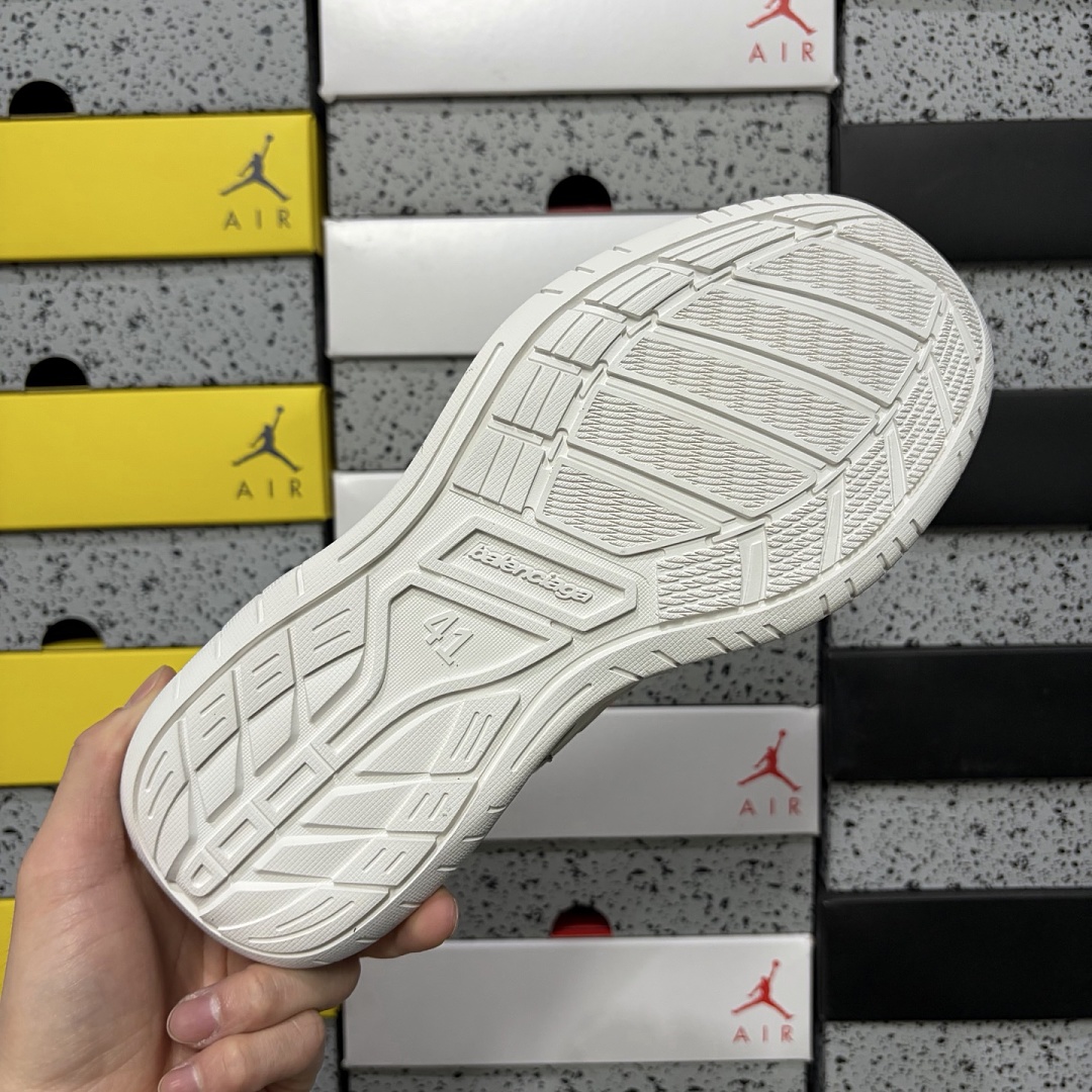 Balenciaga Hamptons Sneakers 9000 - Image 6