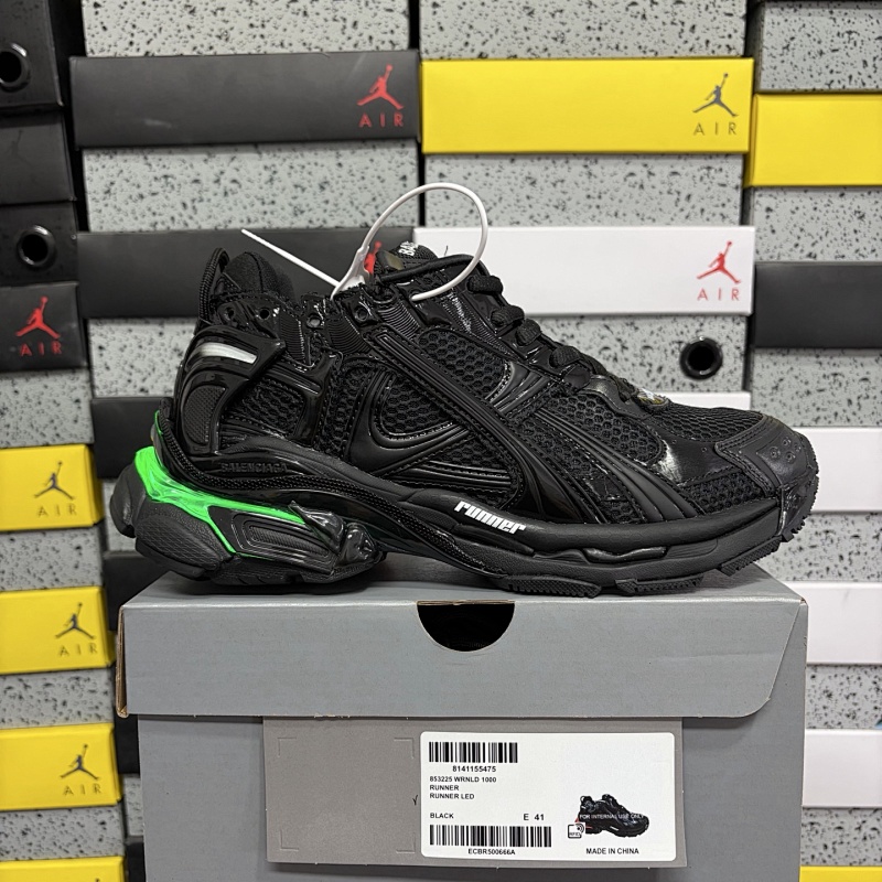 Balenciaga Runner 7 Gen (Black LED)