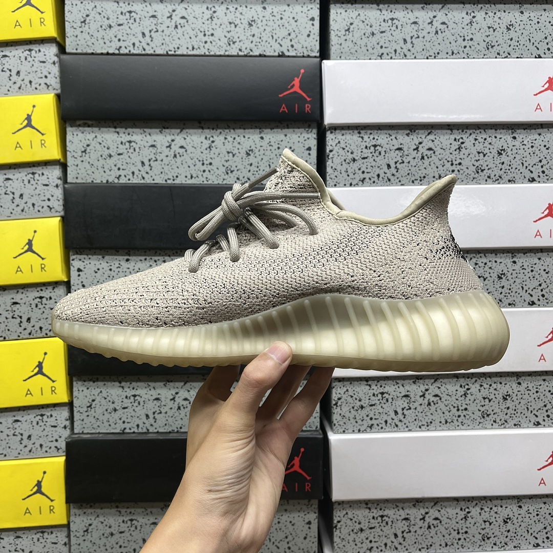 Adidas Yeezy Boost 350 V2 - Image 7