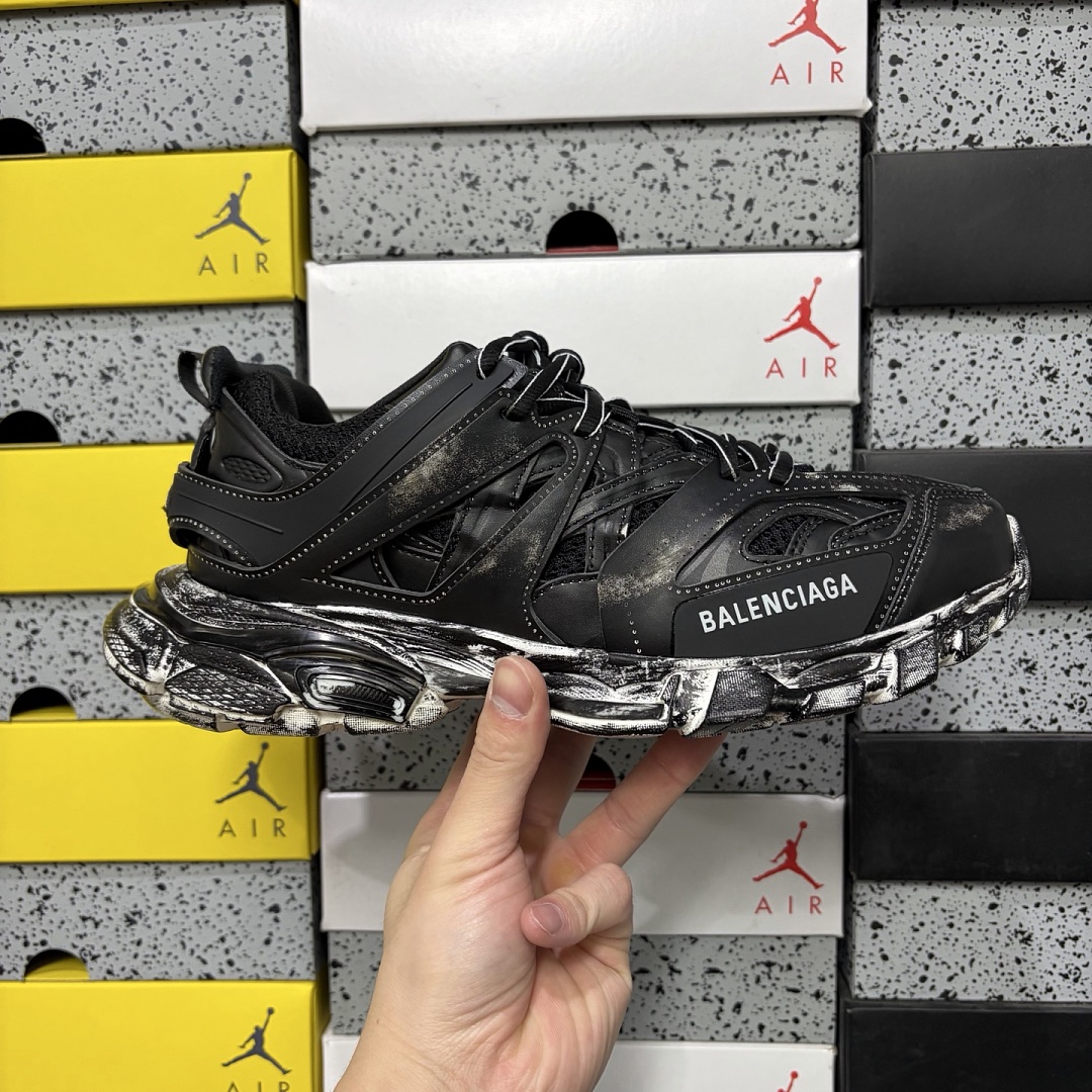 Balenciaga BLCG Track - Image 10