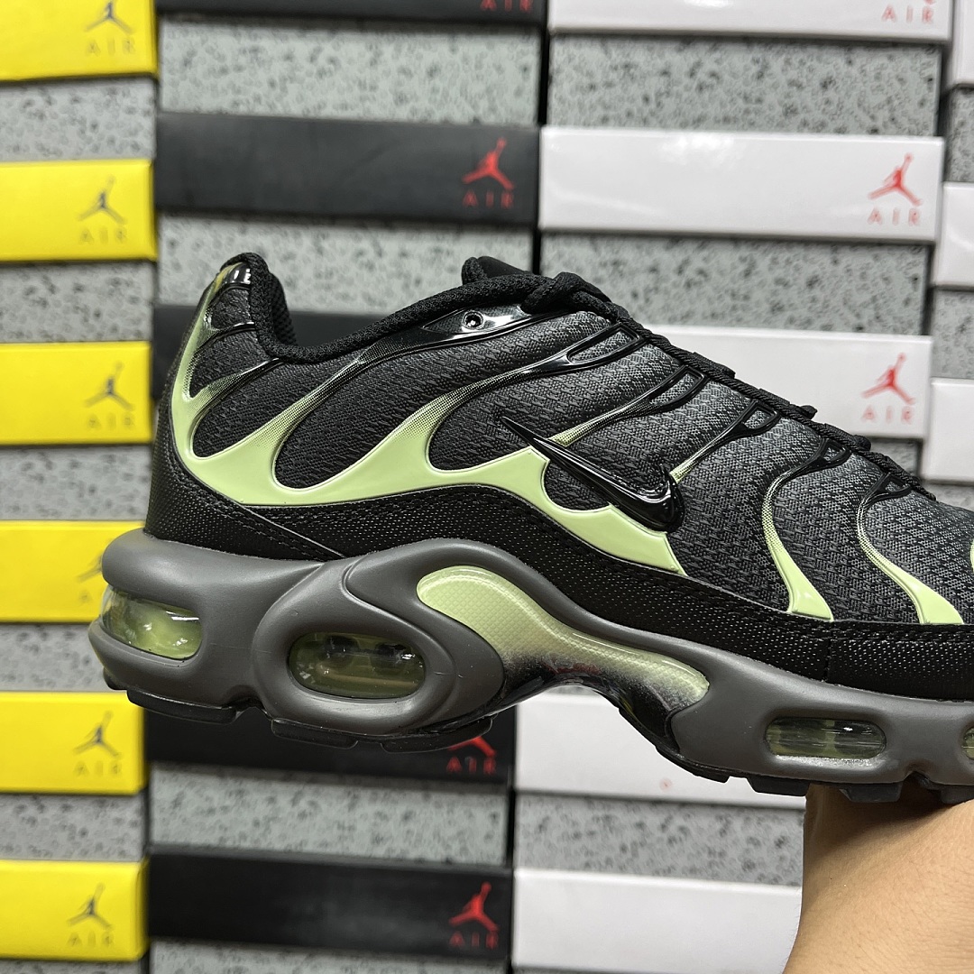 Nike Air Max Plus Iron Gray Light Liquid Lime (Black) - Image 8