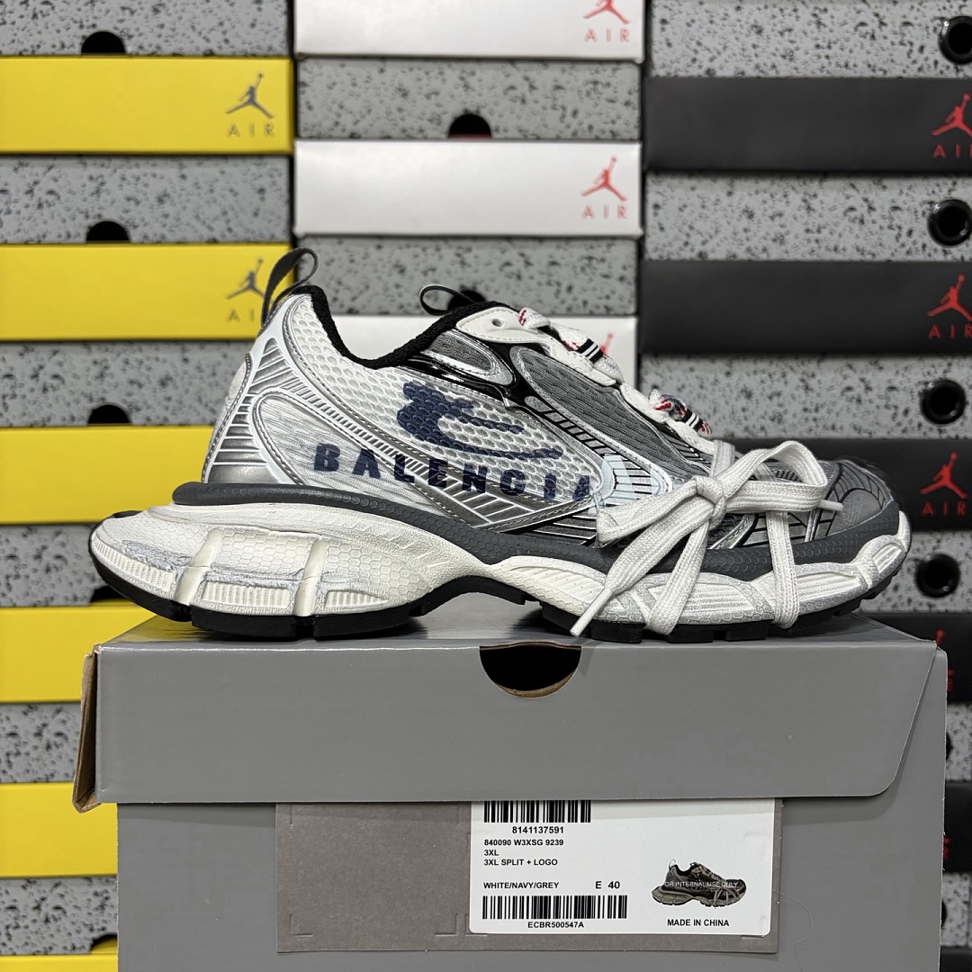 Balenciaga 3XL