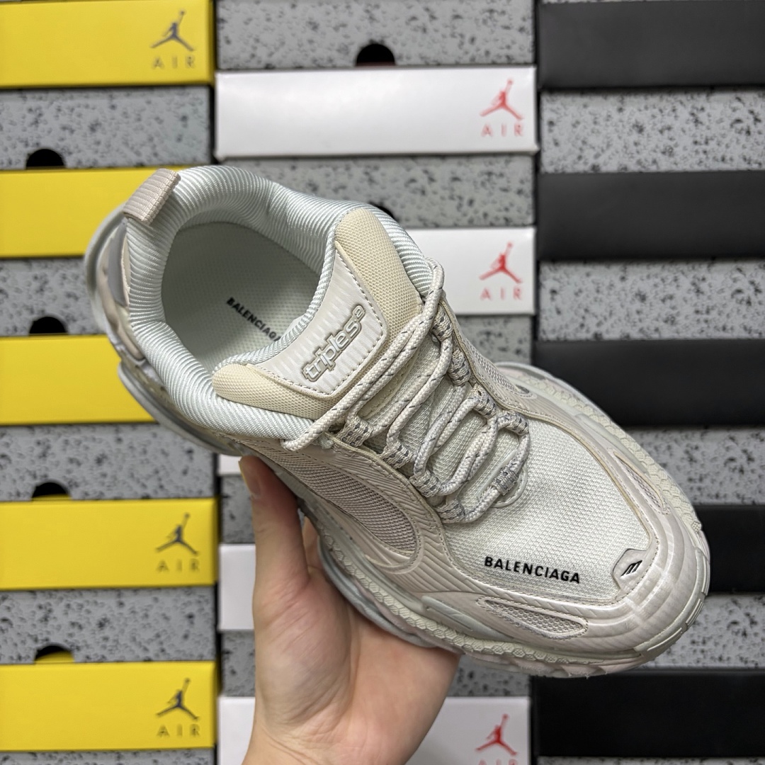 Balenciaga Triple S 2 - Image 9