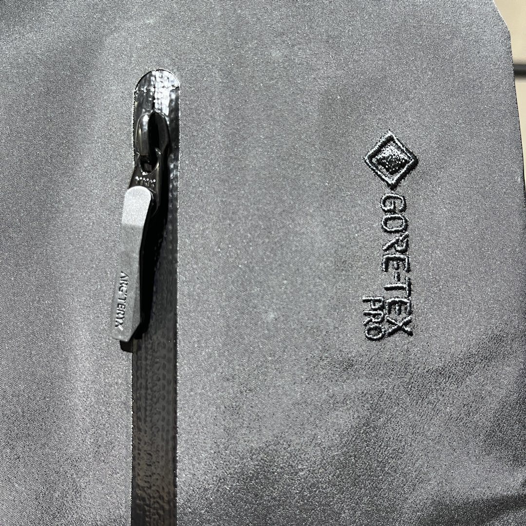 Arc'teryx Alpha Jacket 6 24K Gen (Black SV) - Image 12