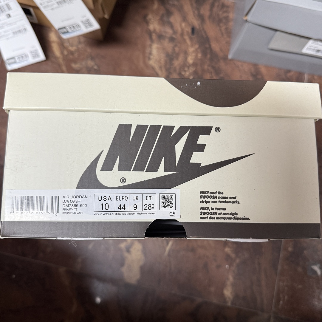 Nike Travis Scott X Air Jordan 1 Low "Shy (Pink") - Image 2