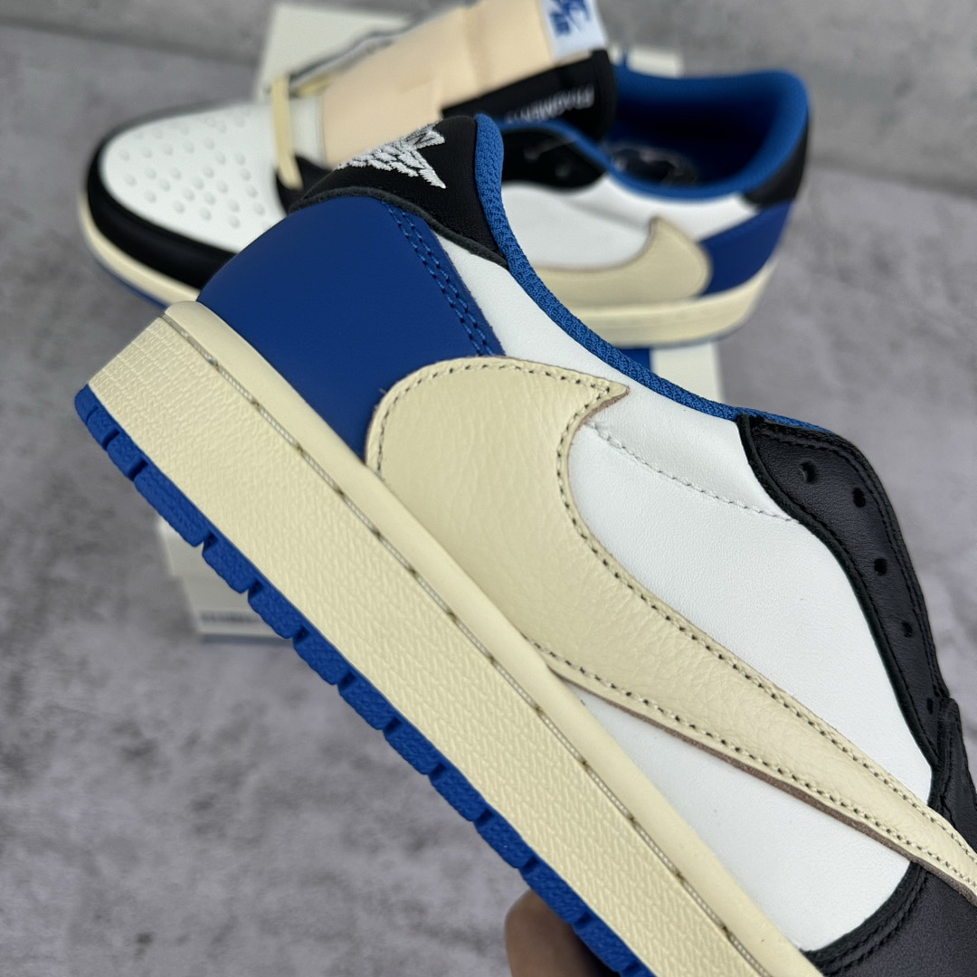 Chanel Jordan 1 Retro Low OG SP Fragment X Travis Scott - Image 7