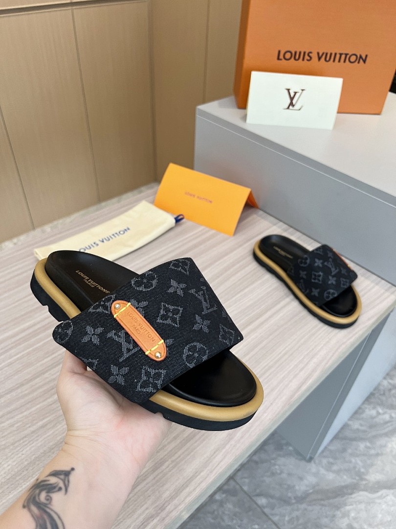 Louis Vuitton Velcro Slippers - Image 3