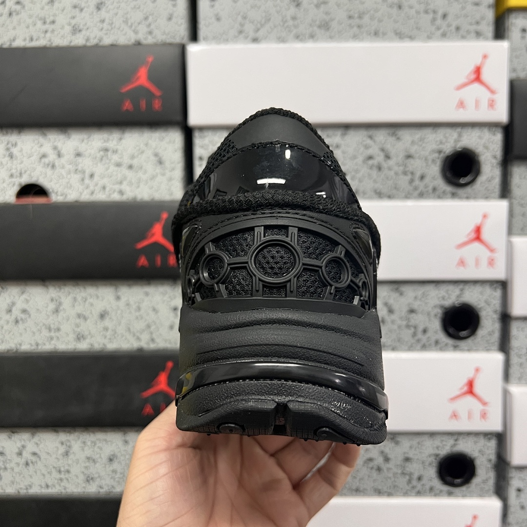 On Running Raf Simons Pharaxus - Image 4