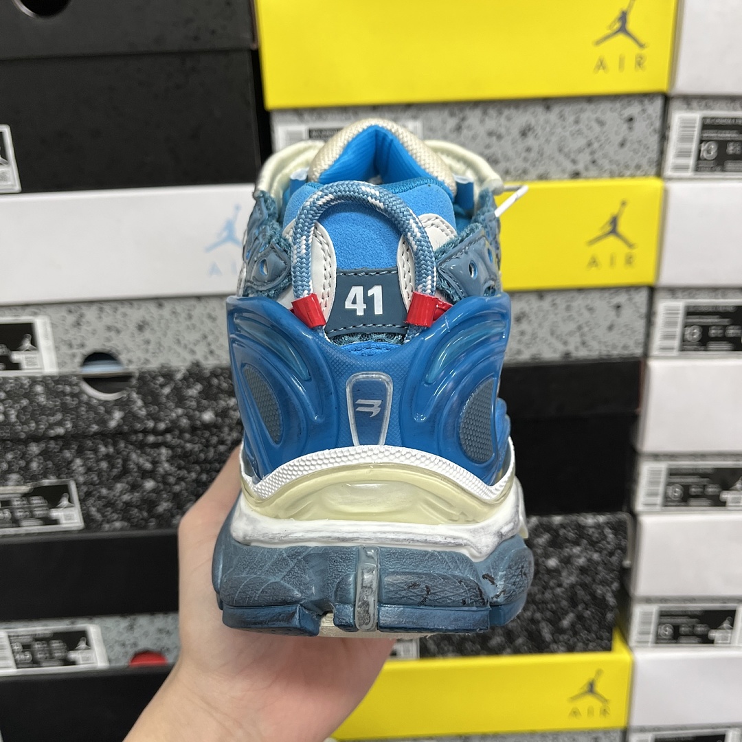 Balenciaga BLCG Runner 7.5 - Image 7