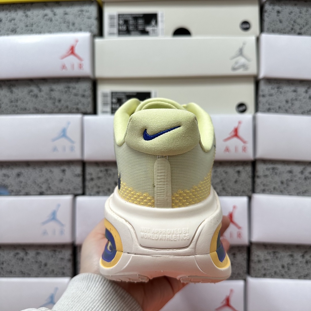 Nike Vomero Premium Alabaster HQ2050-701 - Image 8