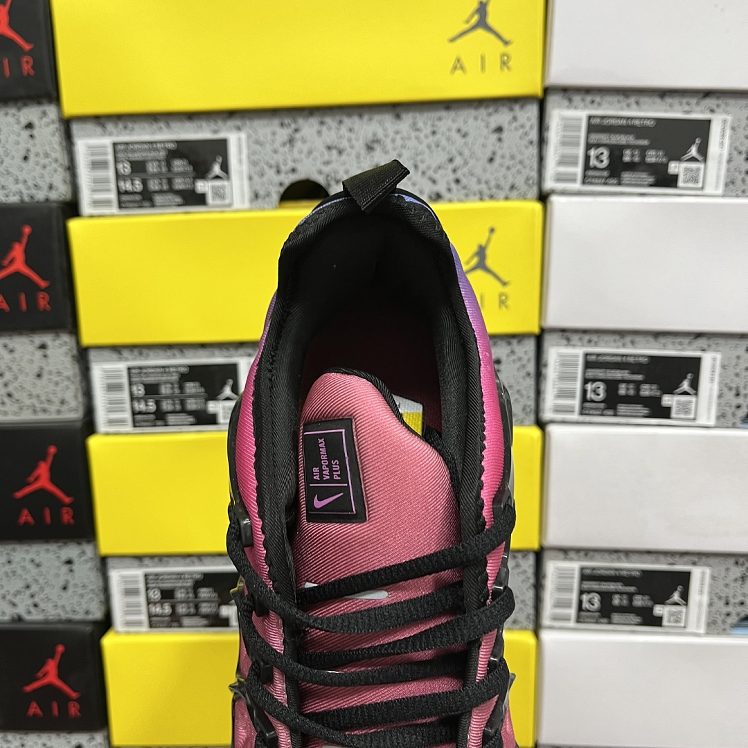 Nike Air VaporMax Plus Black Team Red Hyper Violet - Image 4