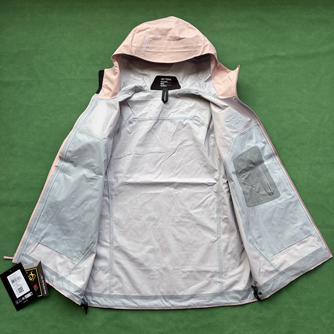 Arc'teryx Beta Jacke - Image 15