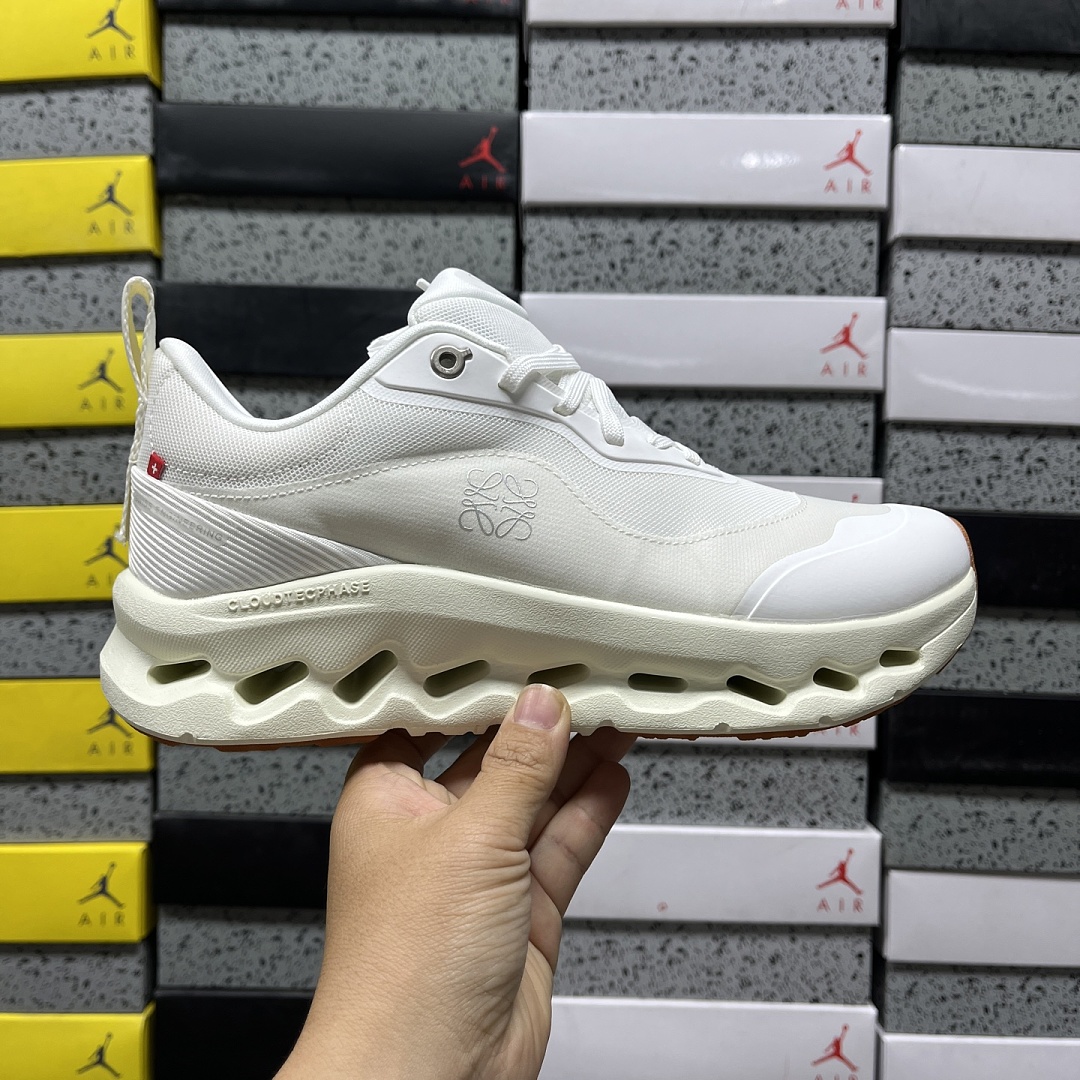 On Running Cloudtilt 2 LOEWE All (White) - Image 8