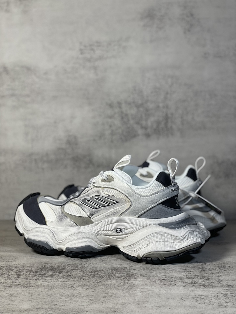 Balenciaga Cargo - Image 95