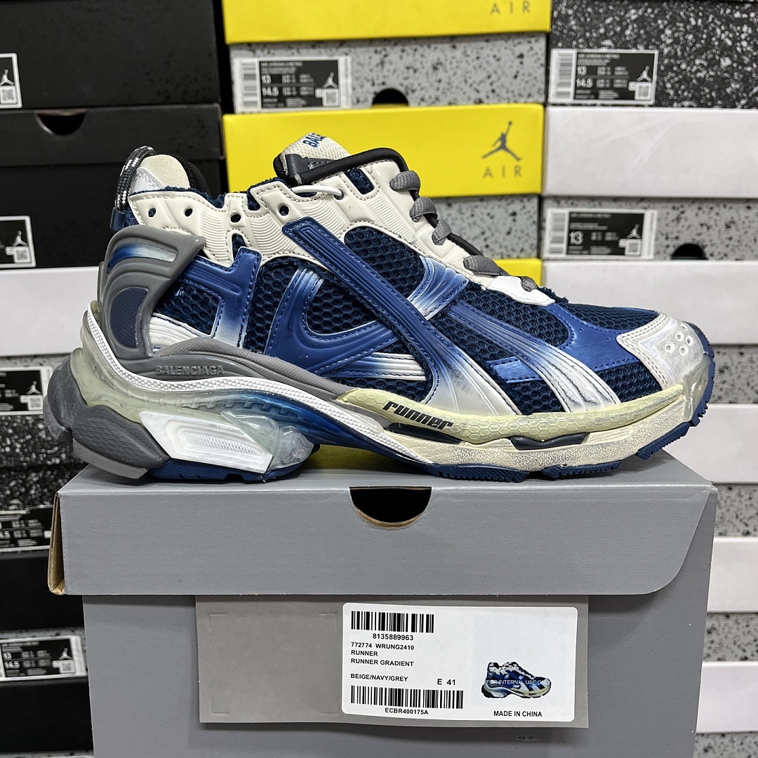 Balenciaga BLCG Runner 7.5