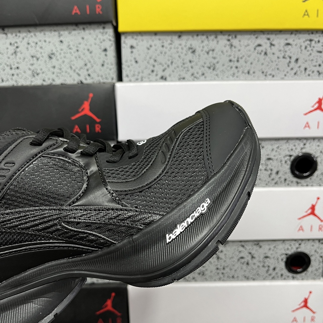 Balenciaga Circuit - Image 34
