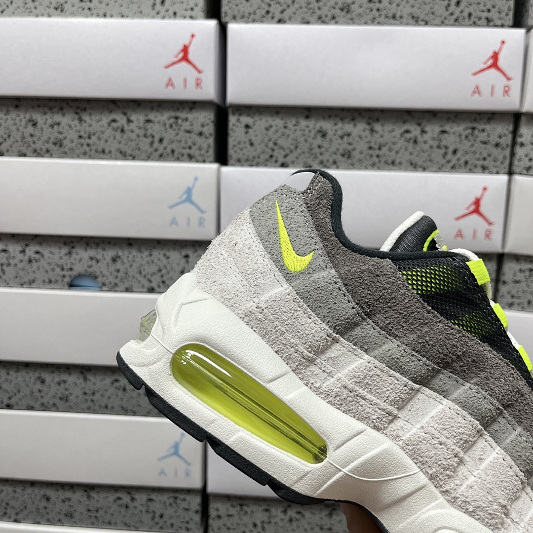 Nike Air Max 95 OG Reverse Gradient Neon - Image 7