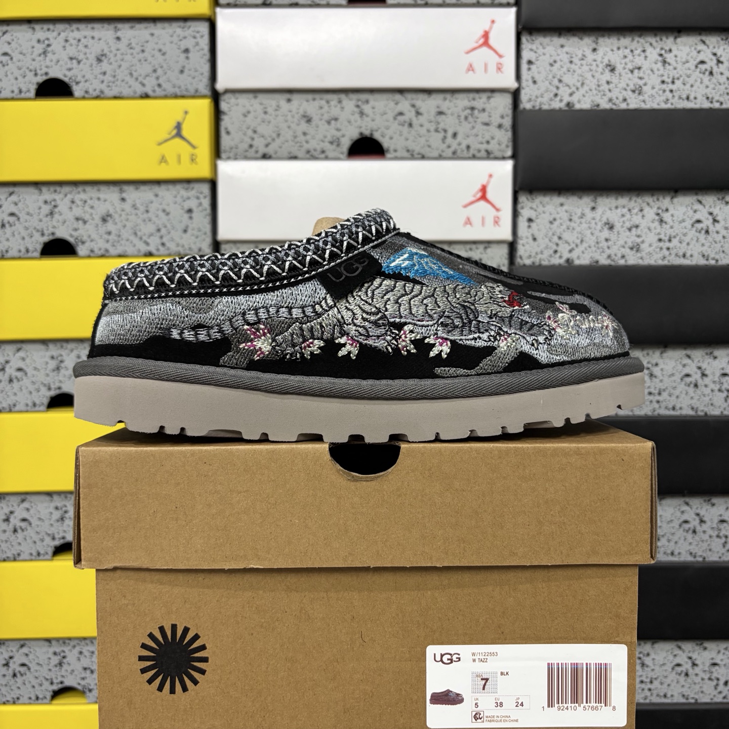 UGG Tasman Thin Sole Ethnic Dragon Tiger Embroidered Black -2553 - Image 10