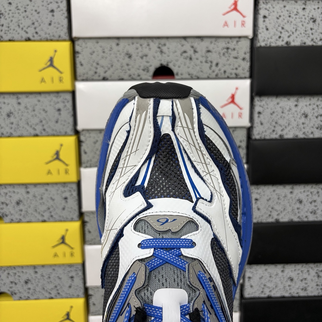 Balenciaga Jet 26 - Image 3