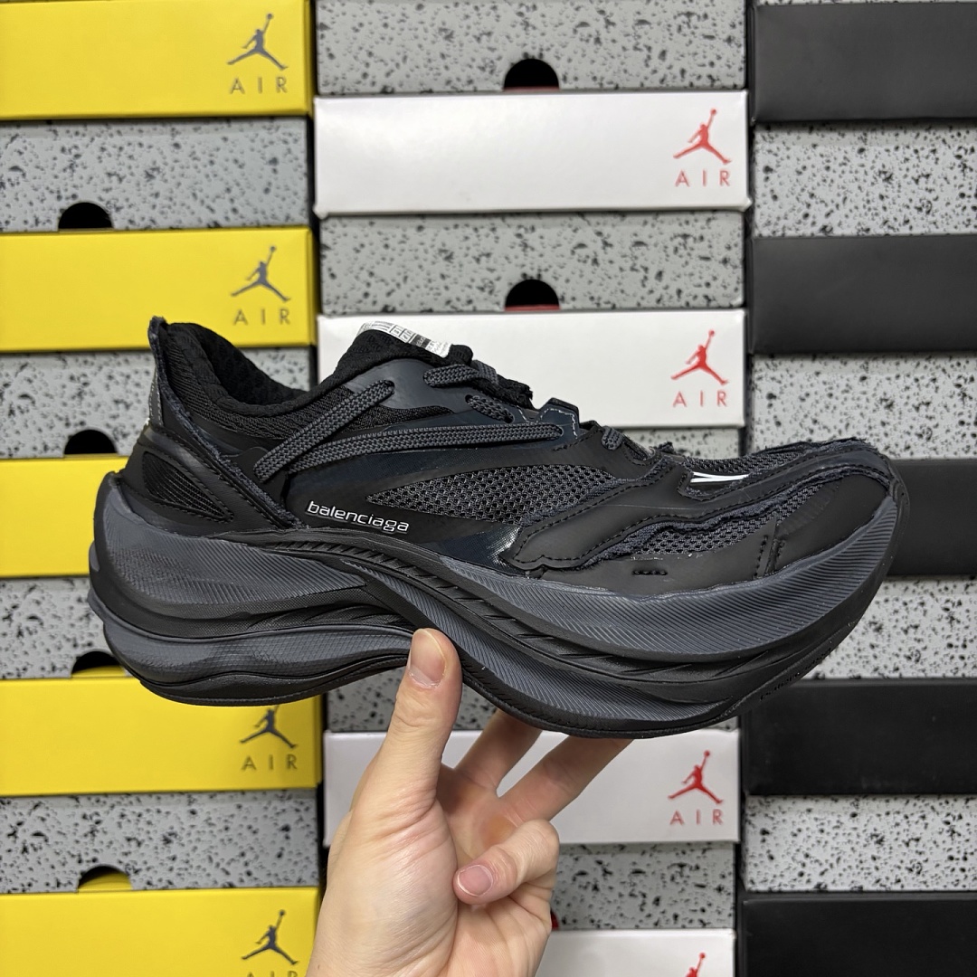 Balenciaga Jet 26 - Image 2