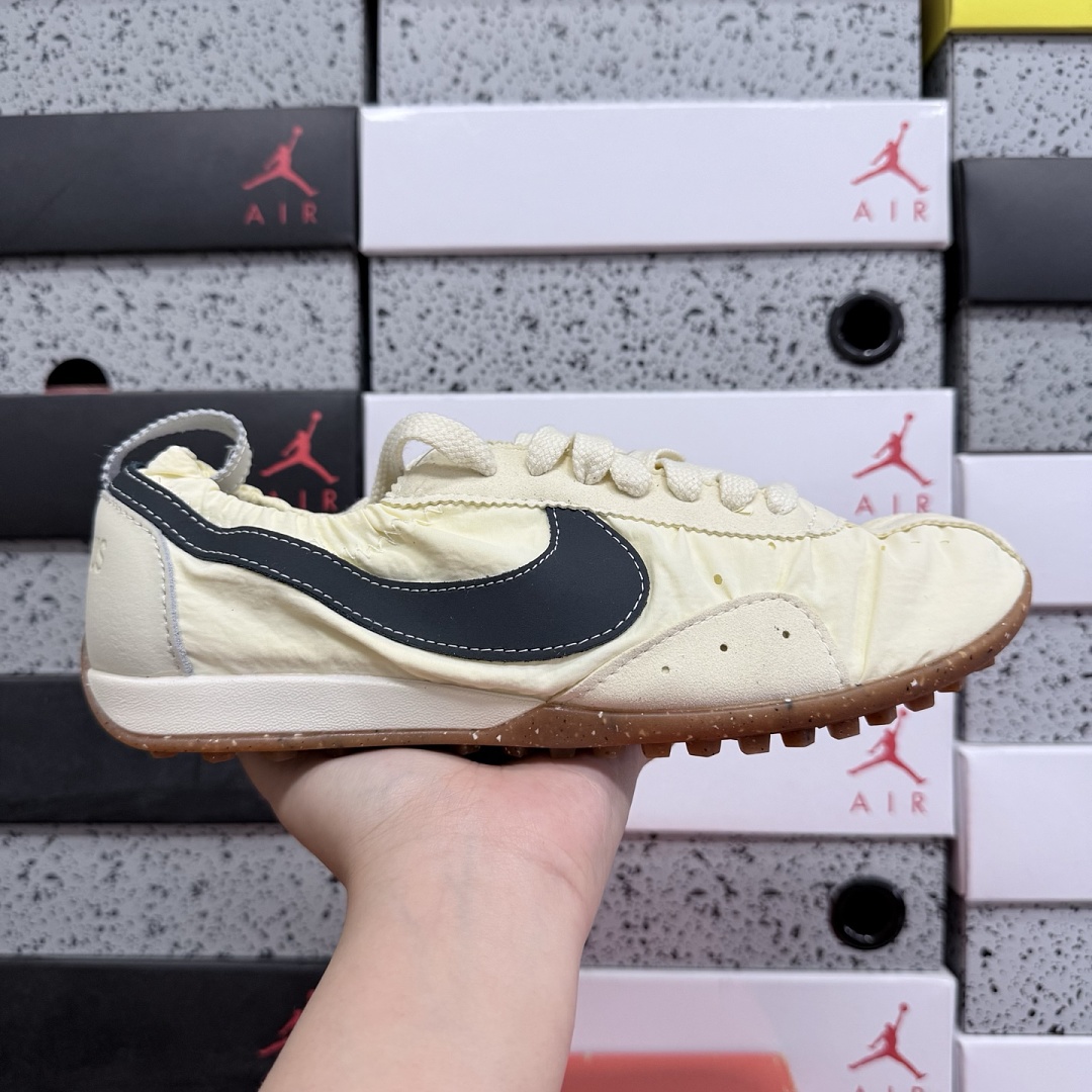 Nike Moon Shoe SP Jacquemus Alabaster - Image 4