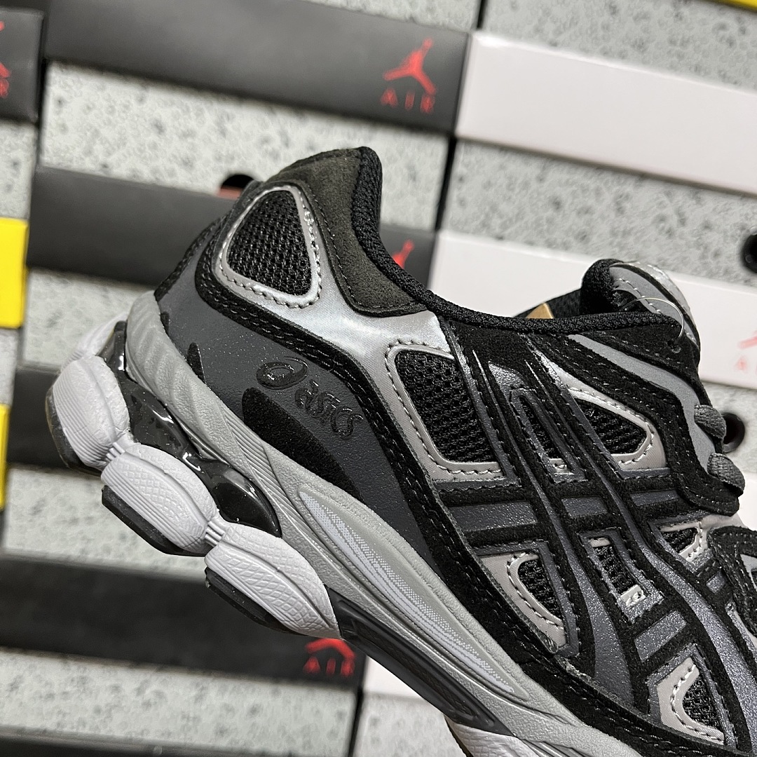 ASICS Gel-NYC Graphite (Grey Black) - Image 10