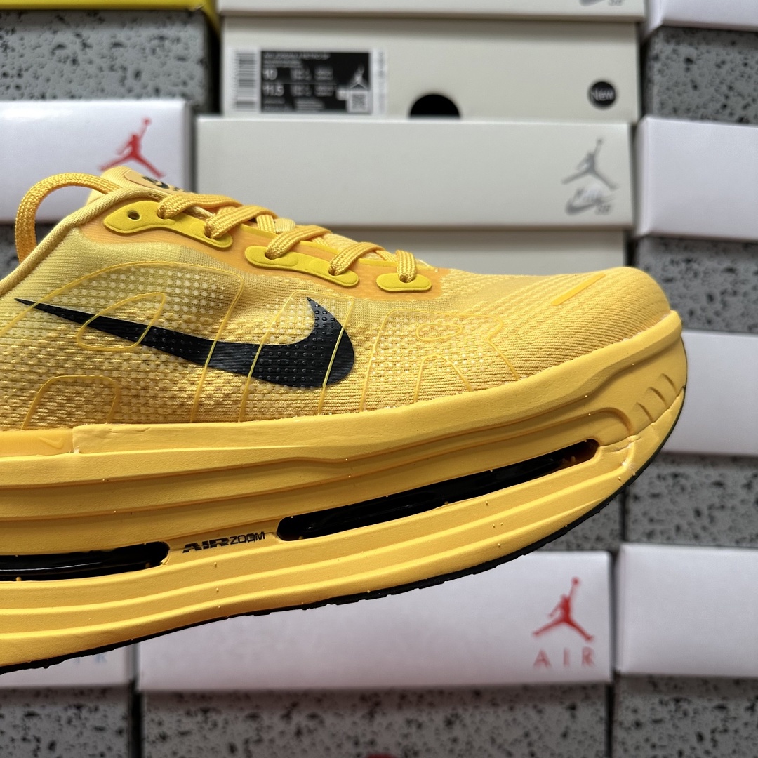 Nike Vomero Premium HQ2050-012 - Image 2