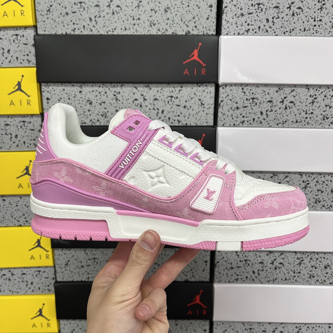 Louis Vuitton Trainer 1-11 - Image 4