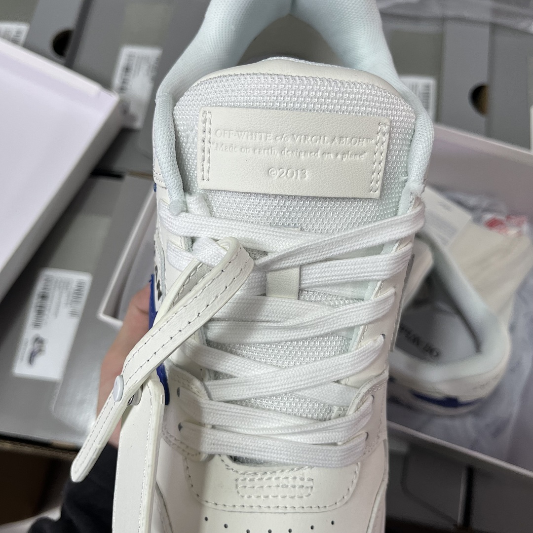 Off-White Out Of Office 00O Low Tops Animation - Image 3
