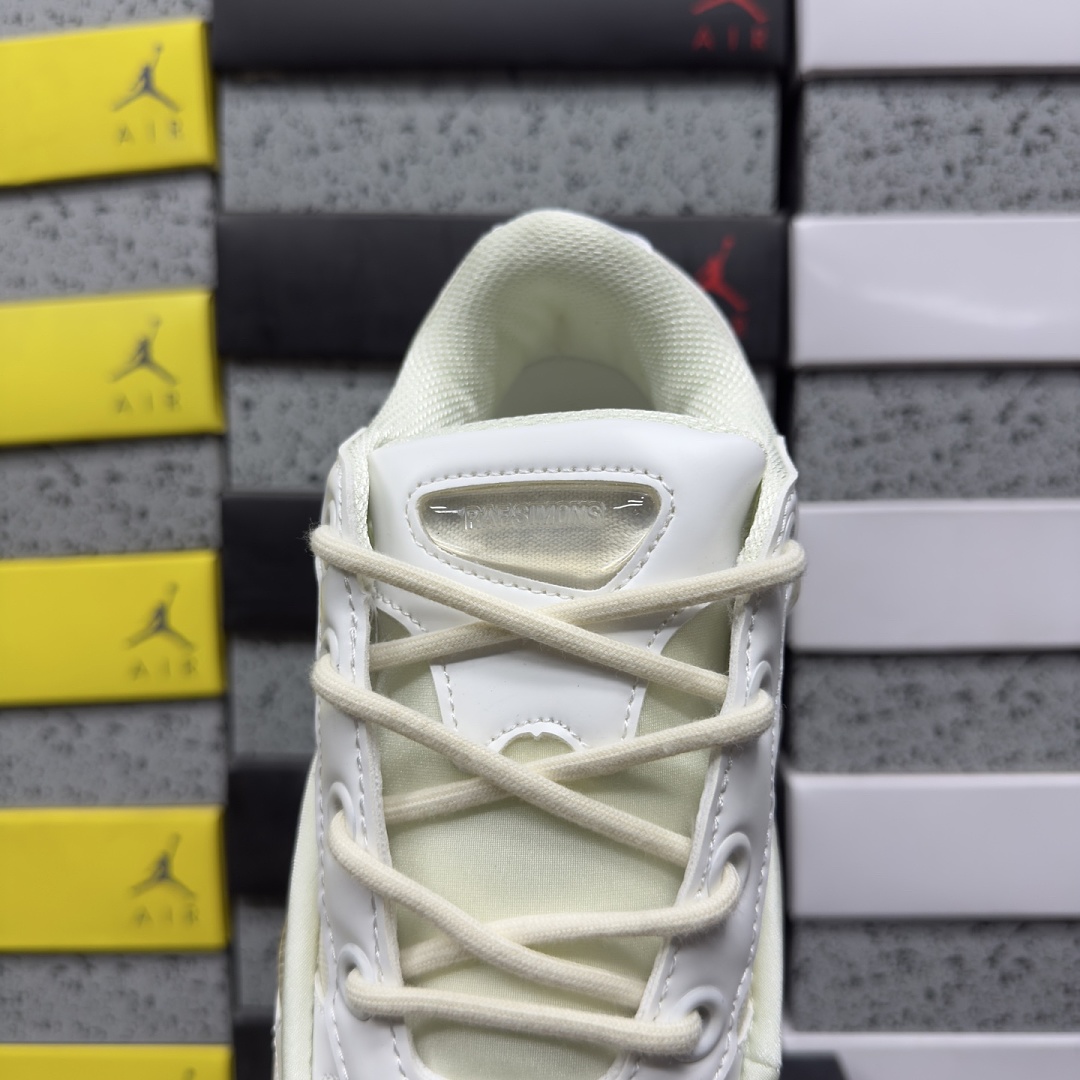 On Running Ozweego 3 Raf Simons (White) - Image 3