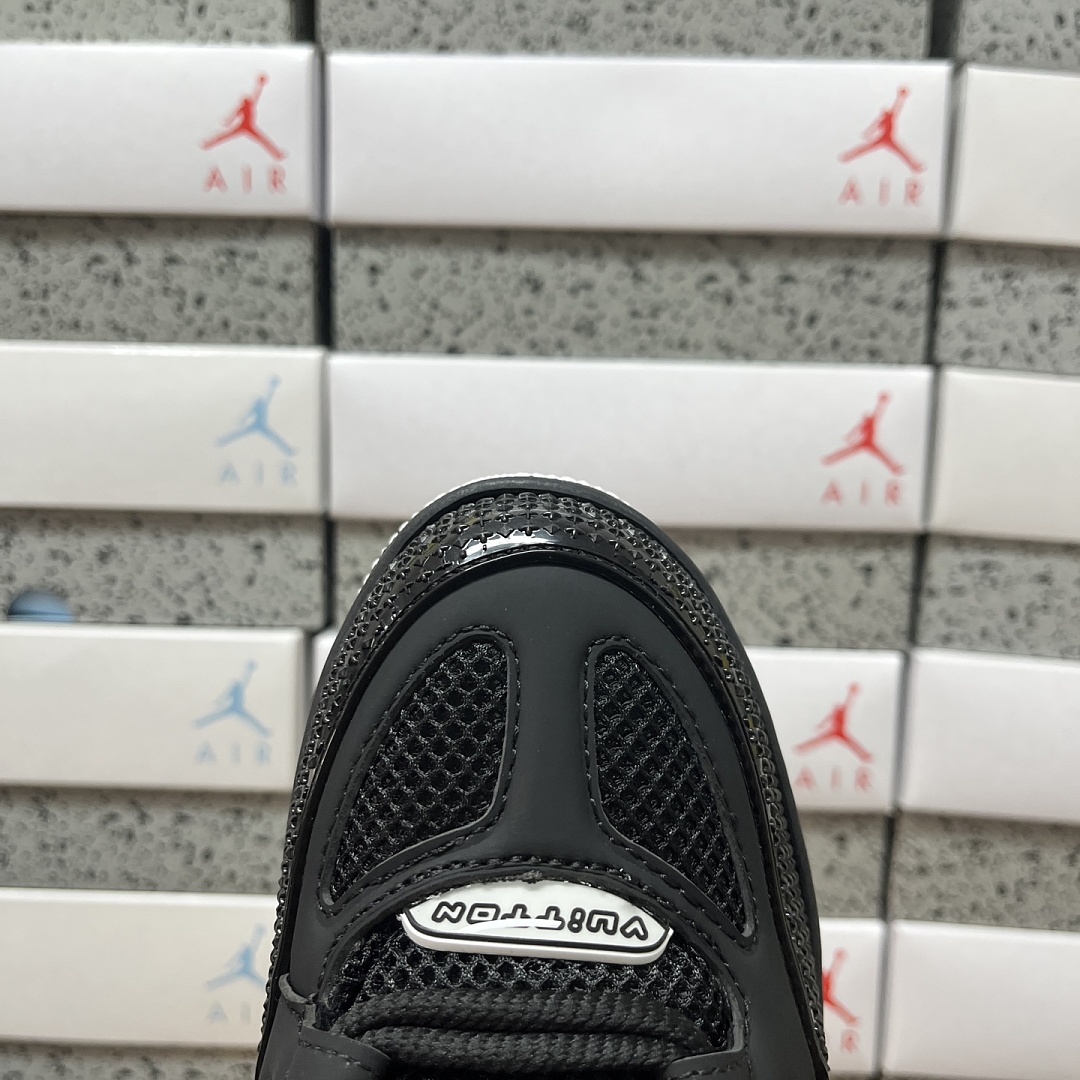 Louis Vuitton Skate Sneaker V3-3 - Image 6