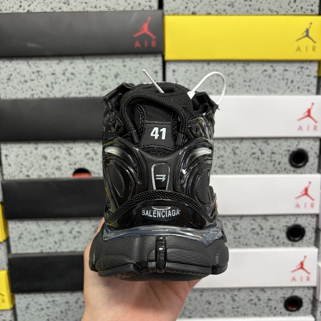 Balenciaga Runner 7 Gen (Black LED) - Image 7