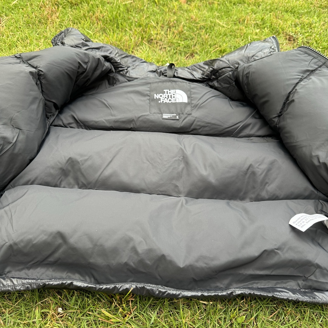 The North Face TNF Women's Nuptse Short Jacket - Image 58