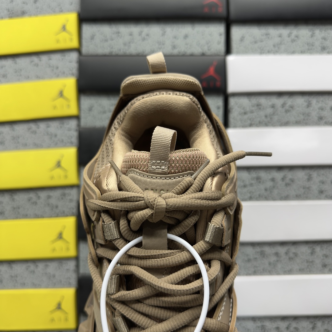 Balenciaga BLCG Track 9059 (Brown) - Image 3
