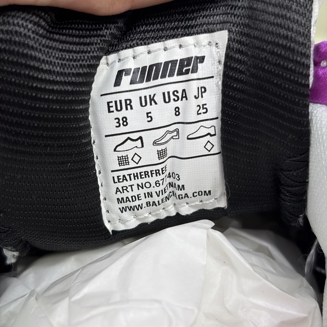 Balenciaga BLCG Runner7.0 - Image 61