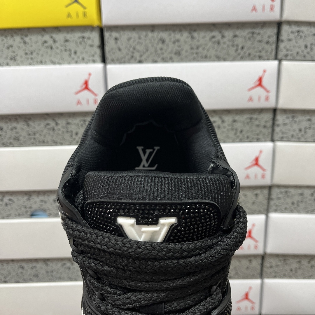 Louis Vuitton Trainer Maxi Rhinestone - Image 8