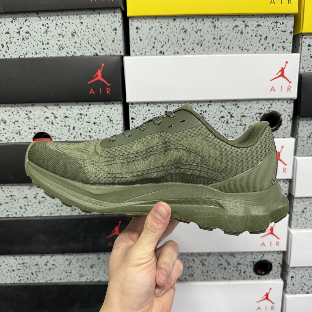 Alo Yoga Rnner A0590U_GREEN (OLIVE) - Image 10