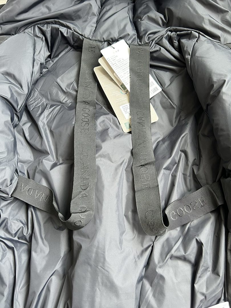 Canada Goose Chilliwack Bomber Jacket - Image 52