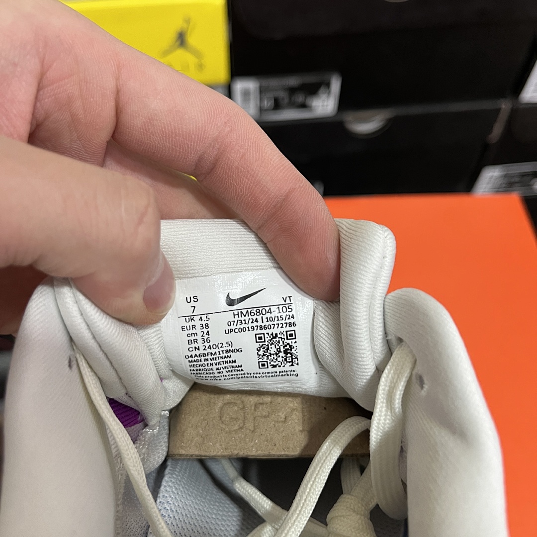 Nike Zoom Vomero - Image 3
