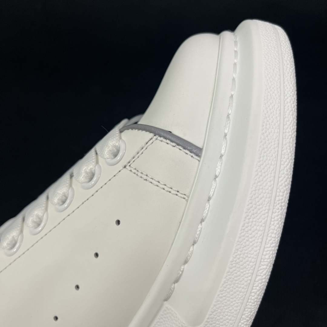 Alexander McQueen 3M Light - Image 9