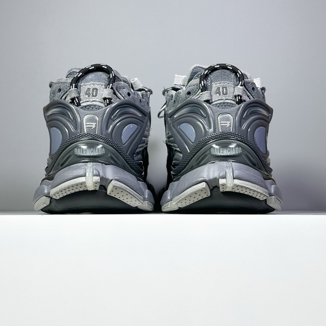 Balenciaga BLCG Runner 7.5 - Image 5