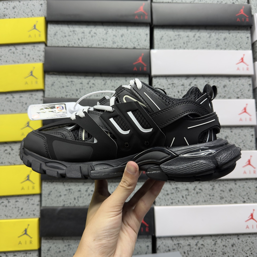 Balenciaga BLCG Track 1090 (Black White) - Image 7