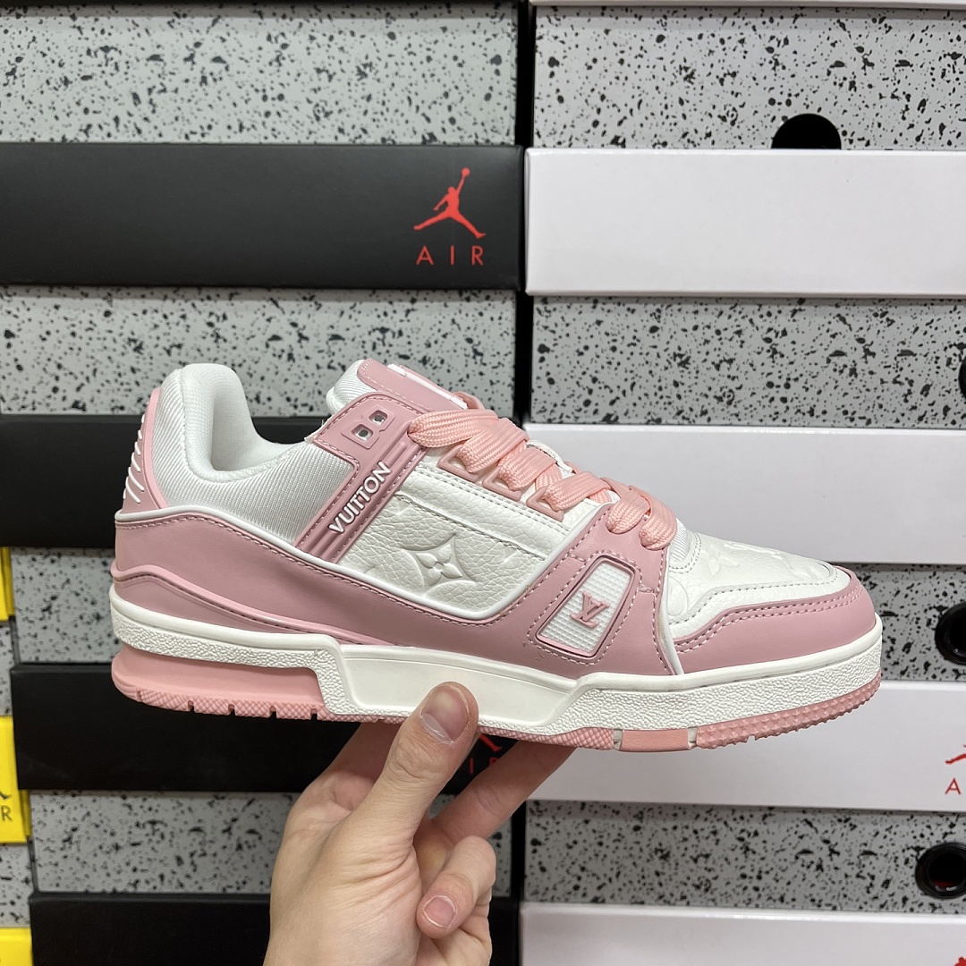 Louis Vuitton Trainer - Image 7