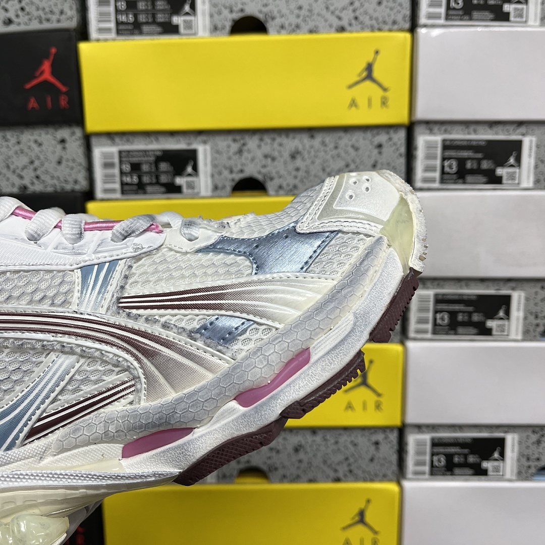 Balenciaga BLCG Runner 7.5 - Image 10